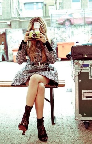 socks-heeled-shoes-trend-style